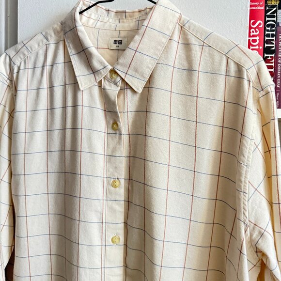 BRAND NEW | UNIQLO SOFT BRUSH BEIGE WHITE PLAID BUTTON SHIRT | SIZE L - Picture 1 of 10